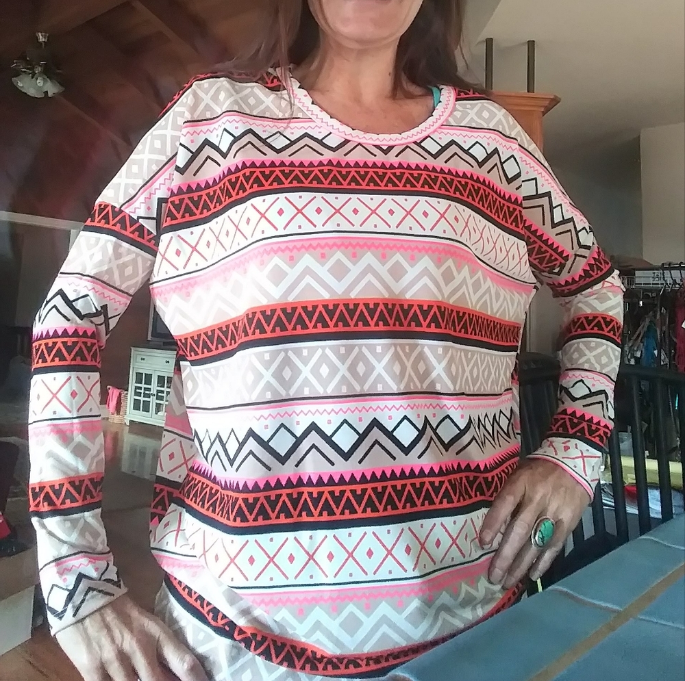 TRIBAL PRINT KNIT SWEATER TOP